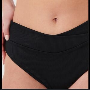 Hollister Ribbed High Crossover Waist Bikini Bottom NWT Size Medium sold out
